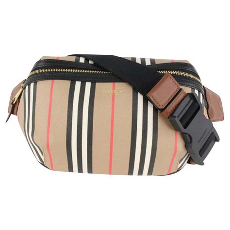 Burberry fanny pack used